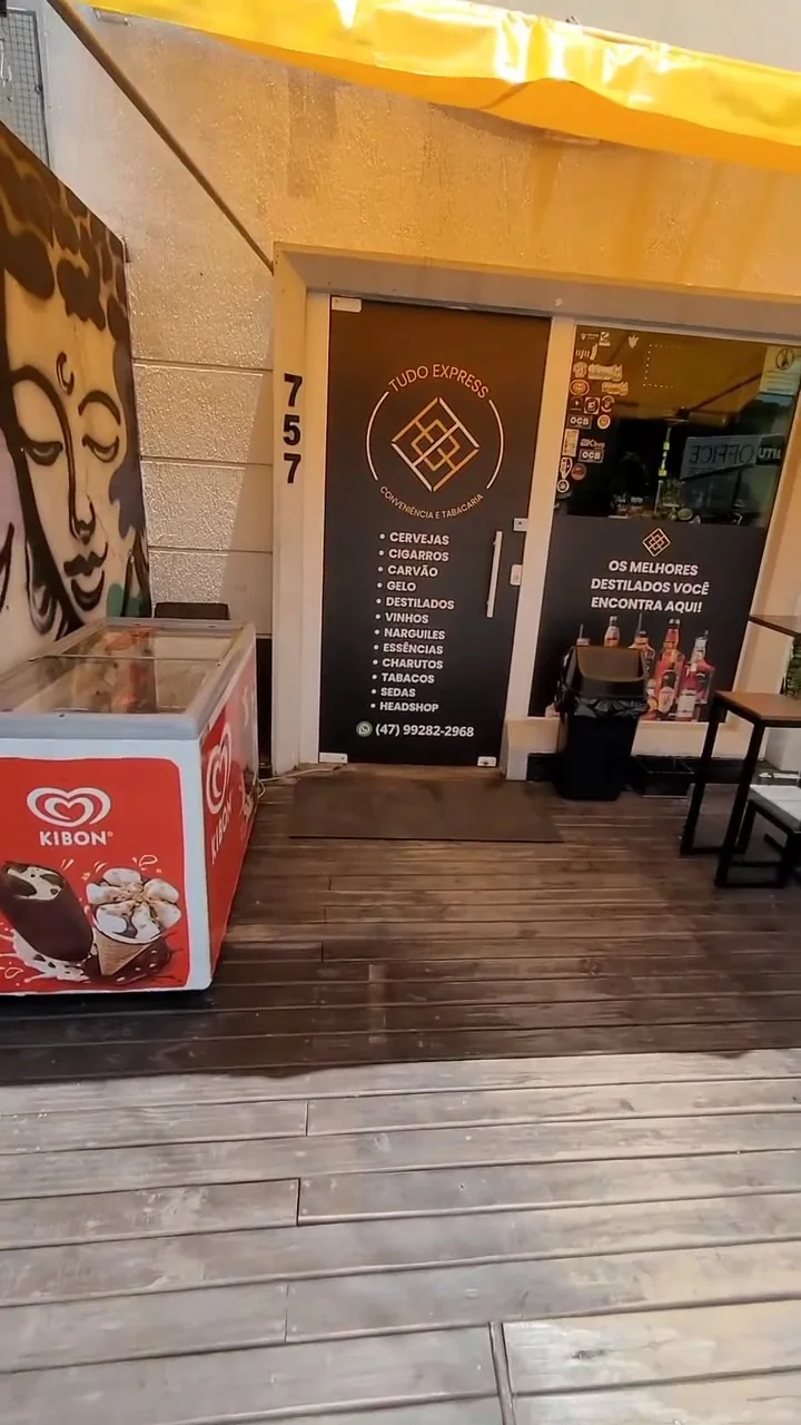 Tudo Express Conveniência e Tabacaria — foto